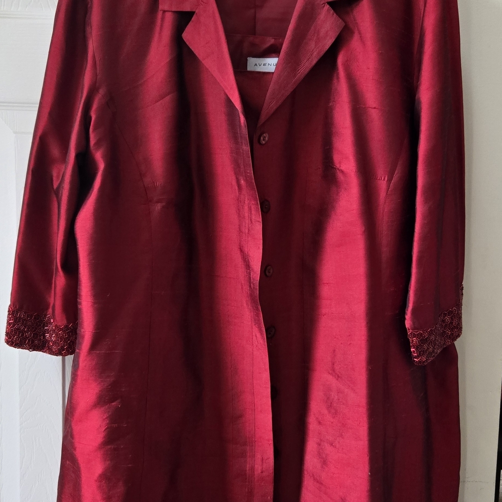 Avenue Rich Red Women's Suit